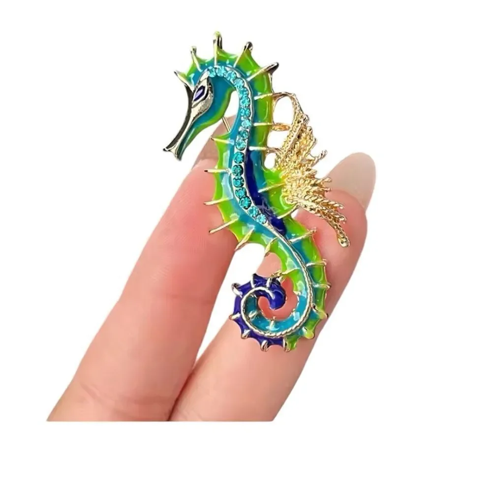 GLAZED SEAHORSE BROOCH‎
